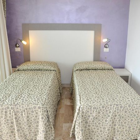 Gil'S Hotel Olbia Extérieur photo